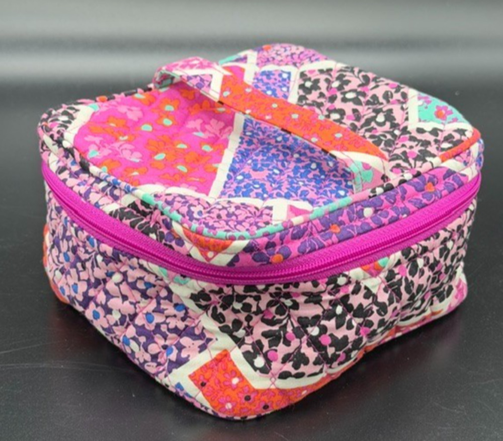 Vera Bradley~Square Cosmetic Case~Modern Medley~Zippered